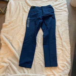Brooks Brothers Lightweight Advantage Chino Clark